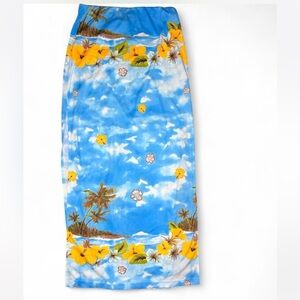 Super Rare Vintage E.N.T Entrancy Hawaiian Style Skirt W Ocean Scene & Hibiscus
